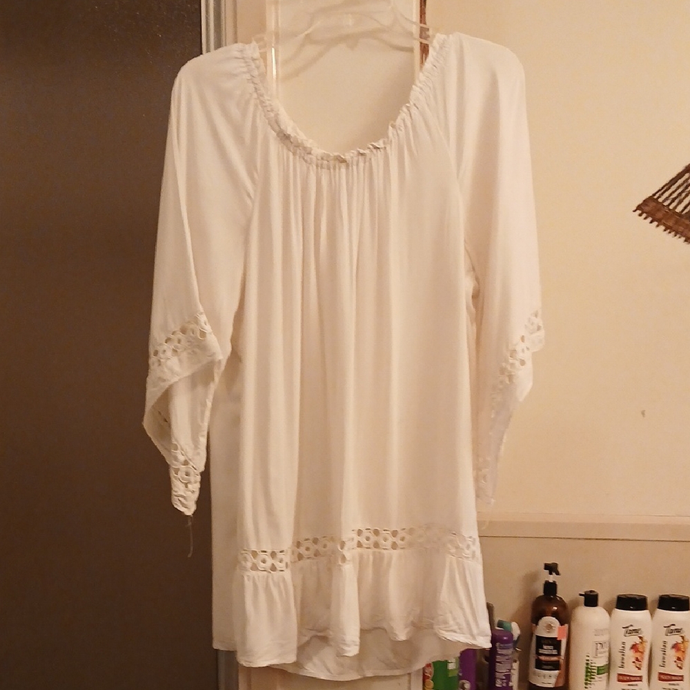 White Boho Tunic Top.  Size L. ,100% RAYON‎